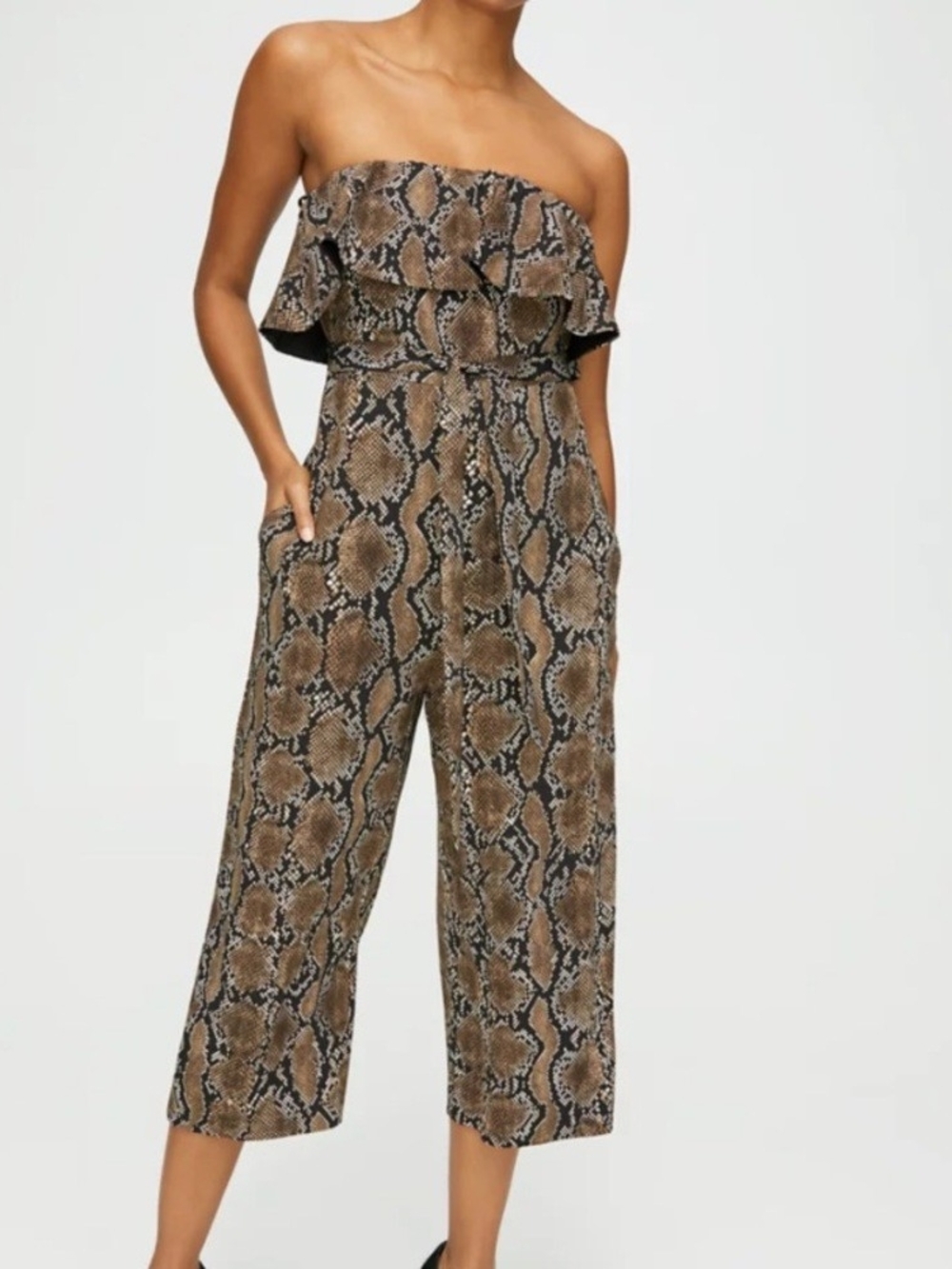 Aritzia Babaton Flutter Jumpsuit